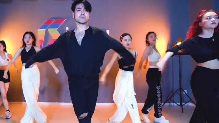 [Ku Shao_Shen Xu Kuo] Điệu nhảy "Ngàn năm tình yêu" của F.I.R., do Shen Xu Kuo biên đạo, một bài hát