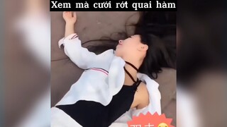 Xem cười rớt hàm luôn