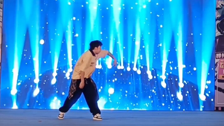 Is hip-hop considered otaku culture? The most difficult dance cover of "Bibi Deba" is here