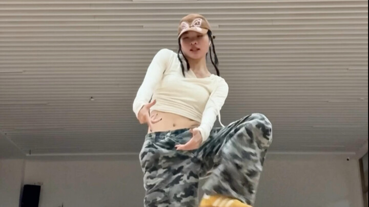 Like Jennie is a feeling of being as relaxed as a queen