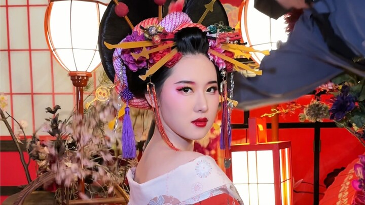 What is it like to experience Oiran cross-dressing in Japan?