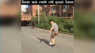 Xem cười rớt quai hàm