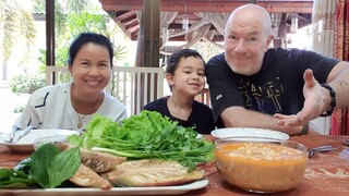 หมี่กะทิง่ายๆแต่อร่อยฝรั่งเบิ้ลสองจาน ผักสดเยอะๆ Coconut Mince Pork Curry with Eggs