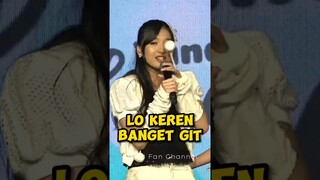 Gits: Kok kaya ultah di fast food gitu ya 😬 #jkt48 #gitajkt48 #onieljkt48 #tunasdibalikseragamjkt48