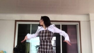 [Cherry Girl Yellow][EVERGLOW] Everglow's latest comeback song "Dun Dun" is fully armed and dances o