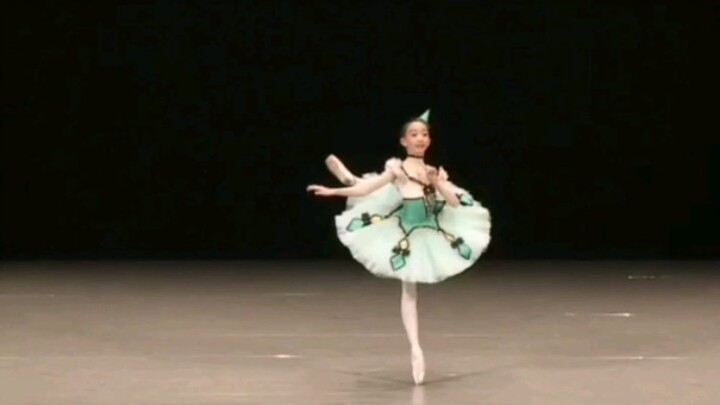 【Japanese Elementary School Amateur Ballet Competition】Millions of Clowns Variation - Enokunami Rine