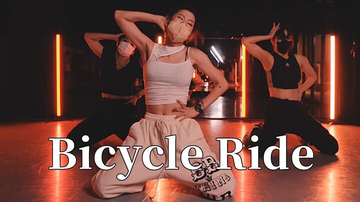 Jatuh cinta dengan beberapa saudari yang glamor! Koreografi asli "Bicycle Ride" oleh MIJU【LJ Dance】