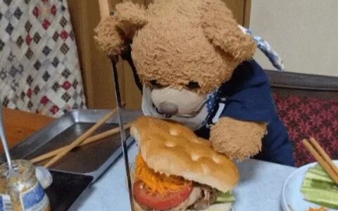 [Gấu Nhỏ Kuma] Gấu Kuma, anh sẽ làm bánh sandwich cho em ăn, có rất nhiều thịt.