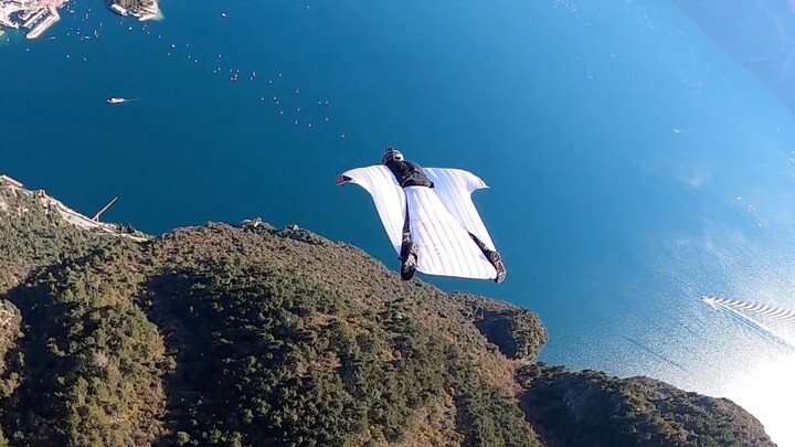 [กีฬา] เพลินเพลินไปกับ Wingsuit flying!