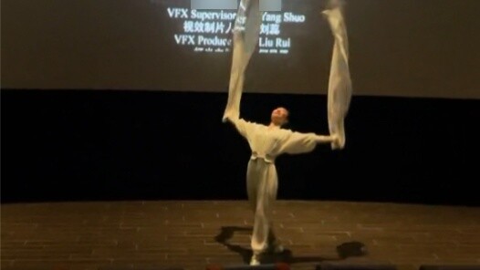Do you remember the Legend of White Snake in the cinema that year... I was the easter egg hahahaha
