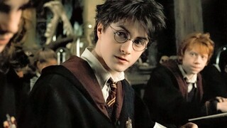 [Potret HP/grup/titik loncatan] "Ada ribuan pria cantik di dunia, dan setengahnya ada di Hogwarts"