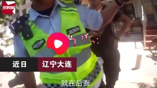 交警开警车送外卖？市民送到外卖一脸懵，交警:送送餐员被我们抓了