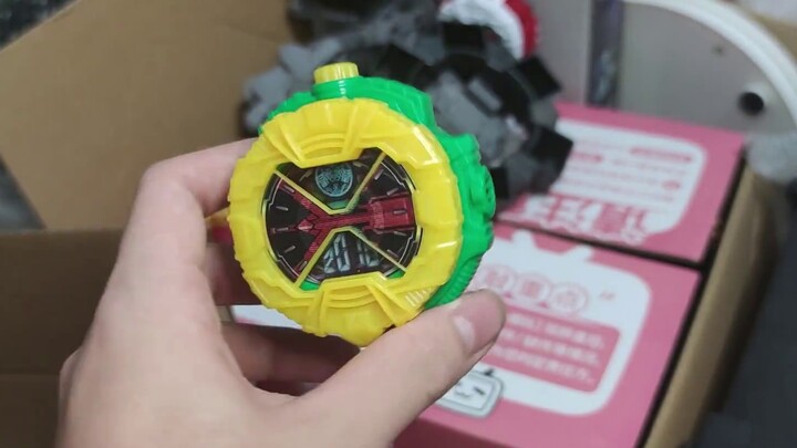 [Đóng gói trong khi ghi âm] Đóng gói túi may mắn 1.200 Yuan Kamen Rider King