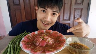 กินปลาทูน่าดิบ เนื้อแดงสดๆ กับนํ้าจิ้มซีฟู้ด  ครั้งแรก!!!...