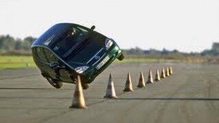 Mercedes A class fails the elk test