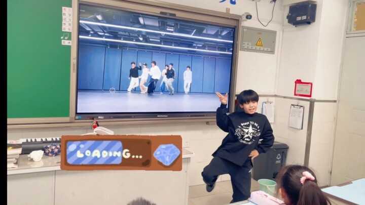 10-year-old boy dances to "steady" in the classroom---NCT wish