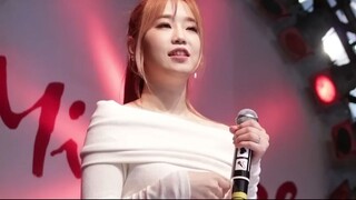 180311_플래쉬__Flashe__나래_직캠_-_MC_돌발_댄스__가시나___동대문_밀리오레__By_애니닷(0)(1)