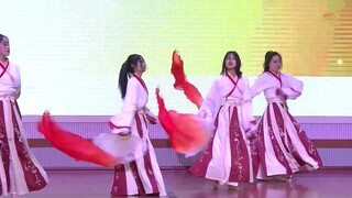 School Art Festival Event "Huaxia" dance