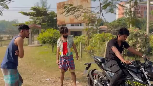 Pushpa The Parota Dealer //Bangla Funny  video// omor on fire