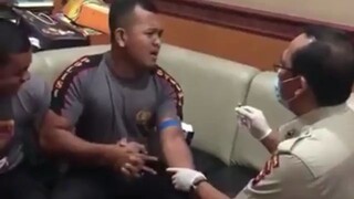 kuat sih kuat tapi di suntik kalah😅😅