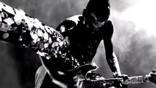 03 Red Hot Chili Peppers - Give It Away