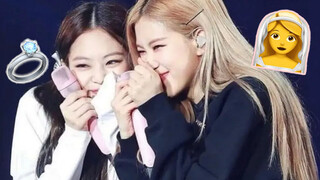 Jennie: Menikahlah denganku! Rose: Baiklah, lamaran diterima!