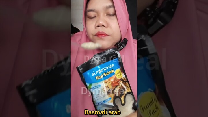 DYMA |ASMR RAW RICE EATING |Makan Beras | asmrrawriceeating| #asmrsounds  #asmr #shorts #mukbang(1)