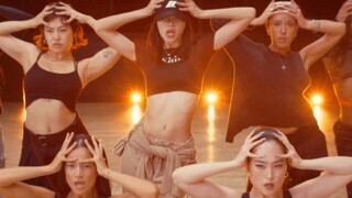 Lisa Rockstar dance studio revealed!
