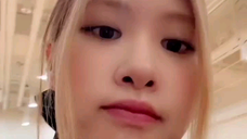 220926 roses_are_rosie