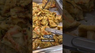 Lunch at Korean university cafeteria 🇰🇷 pt.19#koreanfood #foodie #mukbang #southkorea #buffet #seoul