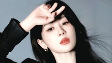 Yang Zi: The Queen's Gaze Oh my god, I'm crazy for Zi Shen! My wife's aura is getting stronger and s