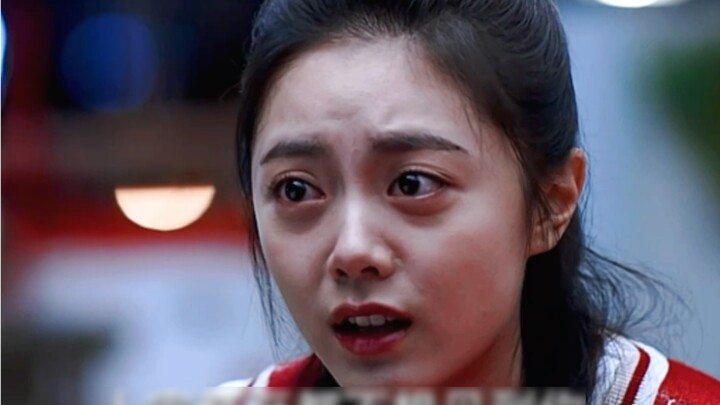 "Em thực sự không còn quan tâm tới anh ấy nữa sao?"