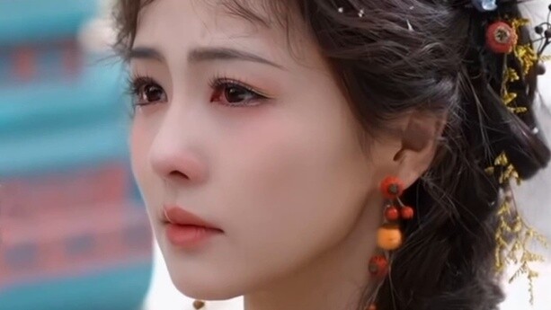 So funny! Her makeup in every drama is beautiful! But her face can't handle the makeup!
