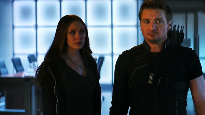 Hawkeye và Scarlet Witch hợp tác, tôi cảm thấy Người Sắt yếu đuối quá