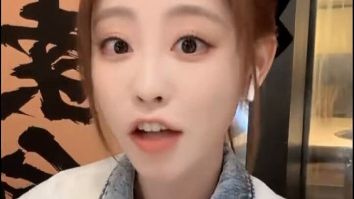 [Yu Shuxin] Suster Zhu Xudan hadir untuk membantu mempromosikan "Hush King Is Hibernating"!
