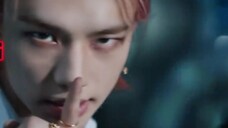 【STRAY KIDS】S-Class pierced ears are so hot