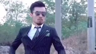 cara jadi cowok cool dengan barang seadanya