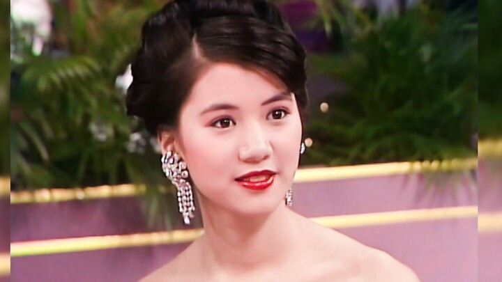 [Anita Yuen] เมื่อหนุ่มหล่อไว้ผมยาวกลายเป็นตุ๊กตา? ?