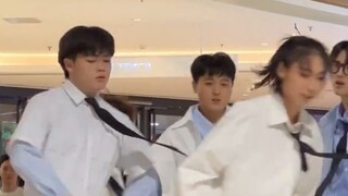 Được Tiểu Bảo khen ngợi! Tôi cũng đã đến roadshow bài hát đầu tay của zb1!