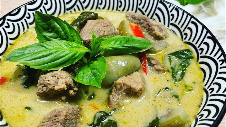 Thai green curry with beef | แกงเขียวหวานเนื้อ