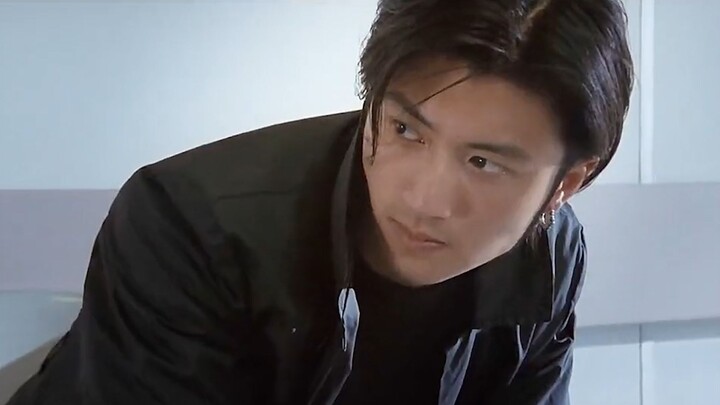 Nicholas Tse has yin-yang eyes: human tears represent persistence, ghost tears represent love and re