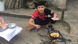 Anh Thanh Niên Vào Bếp Nấu Món Bánh Cáy Gia Truyền | Bé Linh Vlogs