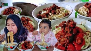 Antara ENAK & LAPAR, Dua MANGKOK LUDES.. Mie Ayam TerEnak Se'Desa Cidadap, Hidup di Desa