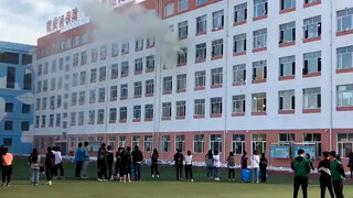 The principal and teacher of a school in Liaoning suddenly ran away, and the students collectively l