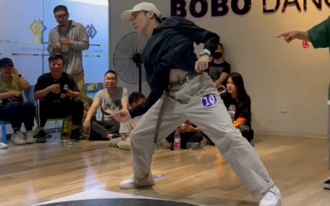 【locking 锁舞】如果比赛时跳的很炸，就会跳的很炸