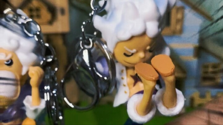 FIGURE KEYCHAIN ONE PIECE