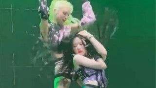 (G)I-DLE 220731 成   人   女   团