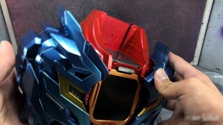 Rilis pertama di seluruh jaringan! Bunuh warna plastik asli dengan kejam! Kamen Rider Bell & Exile B