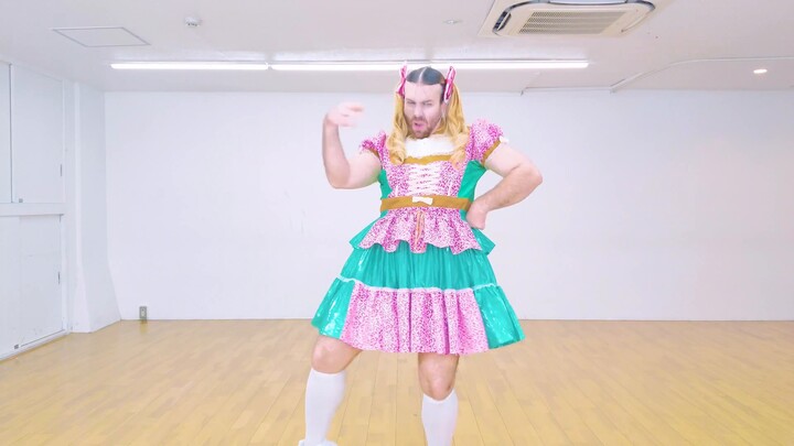 ซิงเกิลเปิดตัวของ BABYBEARD "ニッポンからkonnニチハ" (Japan Says Hello!) Dance Video LADYBEARD ver.
