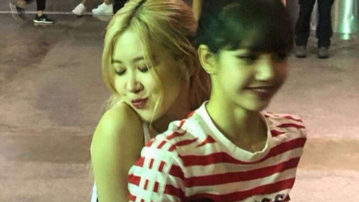 [Chaelisa] Những Cảnh Tượng Làm Người Ta Hò Hét Của Cặp Đôi Chaelisa